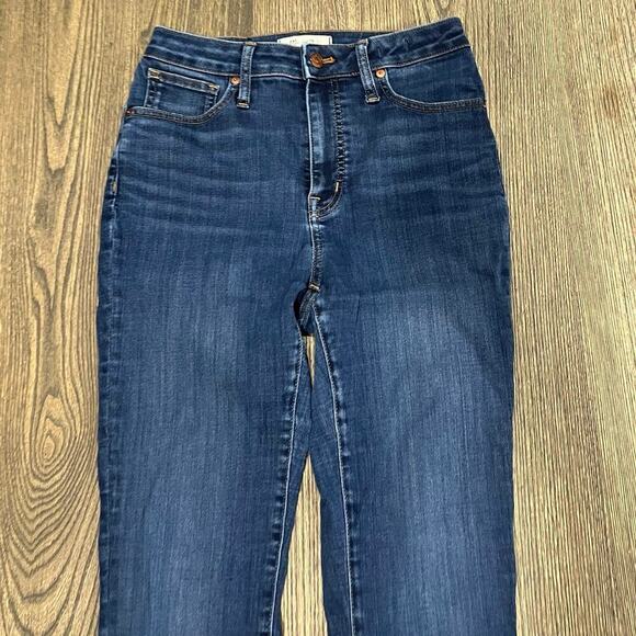 Madewell Curvy High-Rise Skinny Jeans Whiskering Denim Dark Wash Blue Size 26 - Picture 3 of 13
